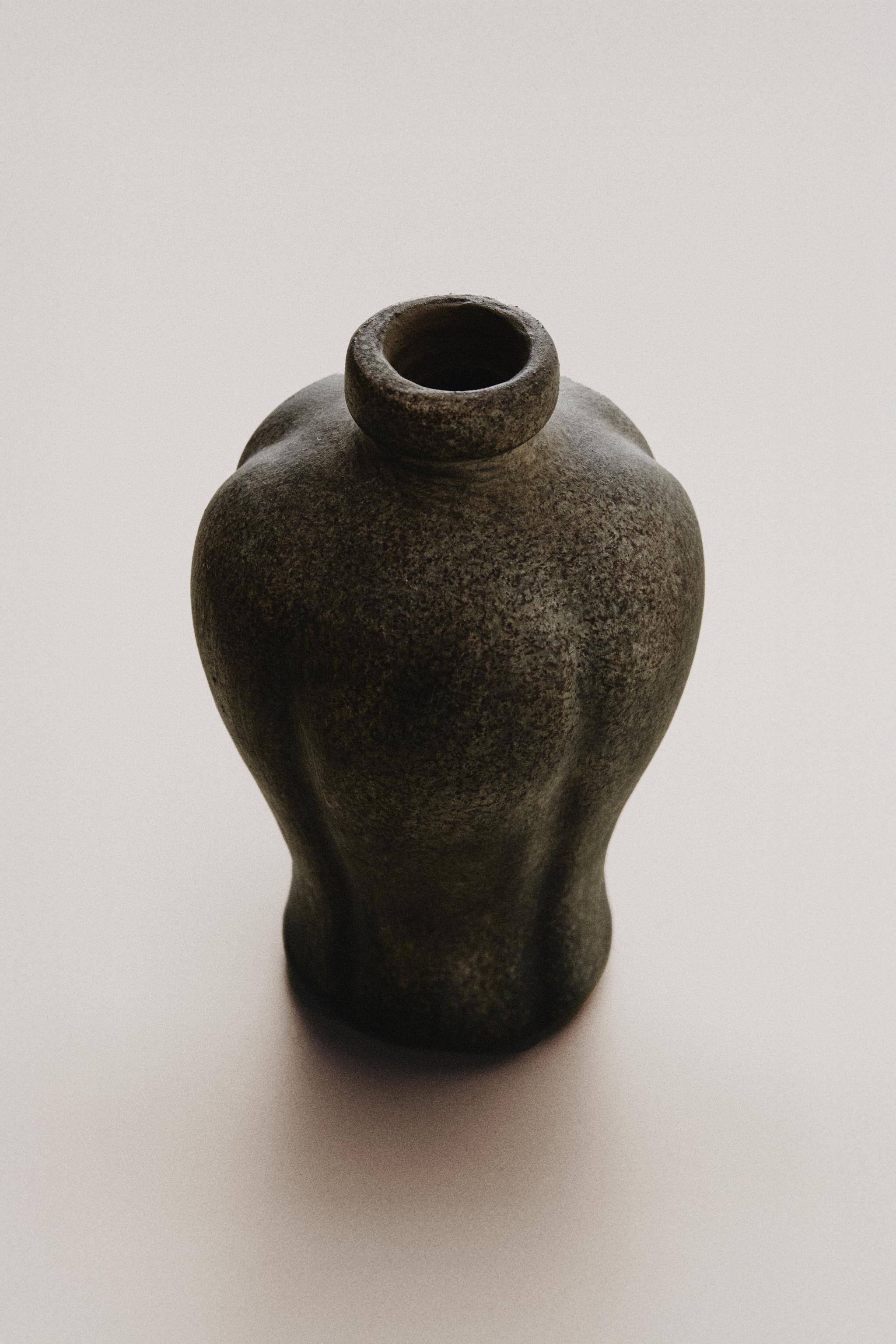 VASE TERRE CUITE UNIFORME